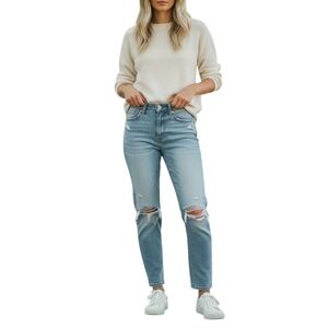 American Eagle Mom Jean Women 28 Light Blue Distressed Tapered Ankle